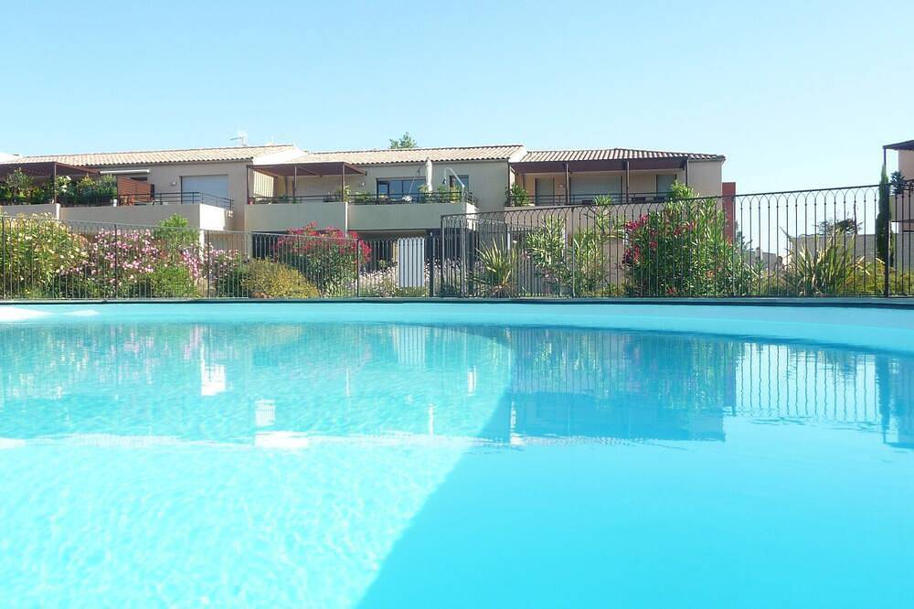Appartement De Vacances pour 4 Personnes dans Aigues-Mortes, Côte méditerranéenne (France)