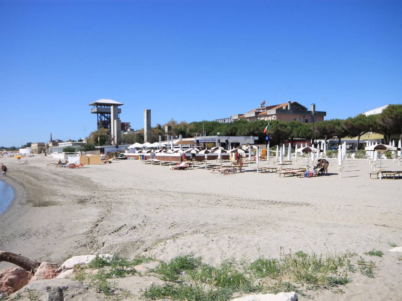 Apartamento entero, Wohnung in Meeresnähe mit privatem Garten in Comacchio, Provincia de Ferrara