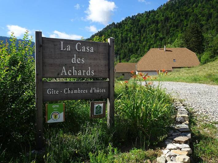 Location de vacances pour 8 personnes, avec Terrasse ainsi que Jardin et Vue à Cordéac