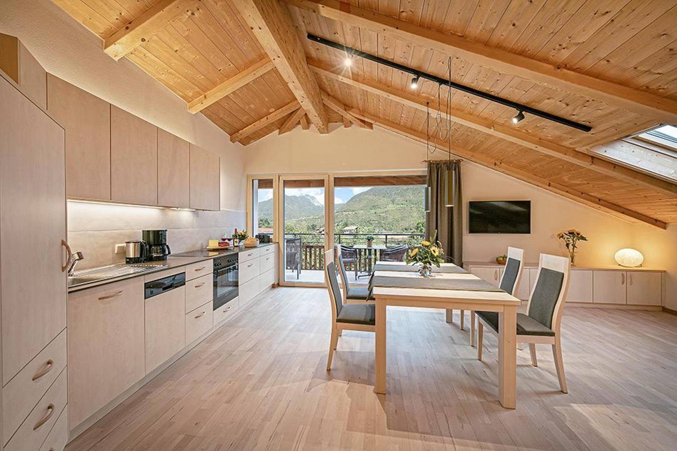 Entire apartment, Apartment 'Stöckerhof Sonne' with Mountain View, Shared Pool and Wi-Fi in Merano, Sarntal Alps