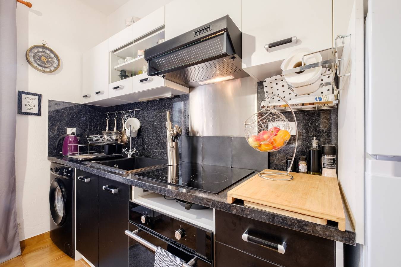 Apartamento entero, Apartamento 'Vallon Des Prés' con Terraza Privada, Jardín Compartido y Wi-Fi in Villeneuve-Loubet, Costa mediterránea (Francia)