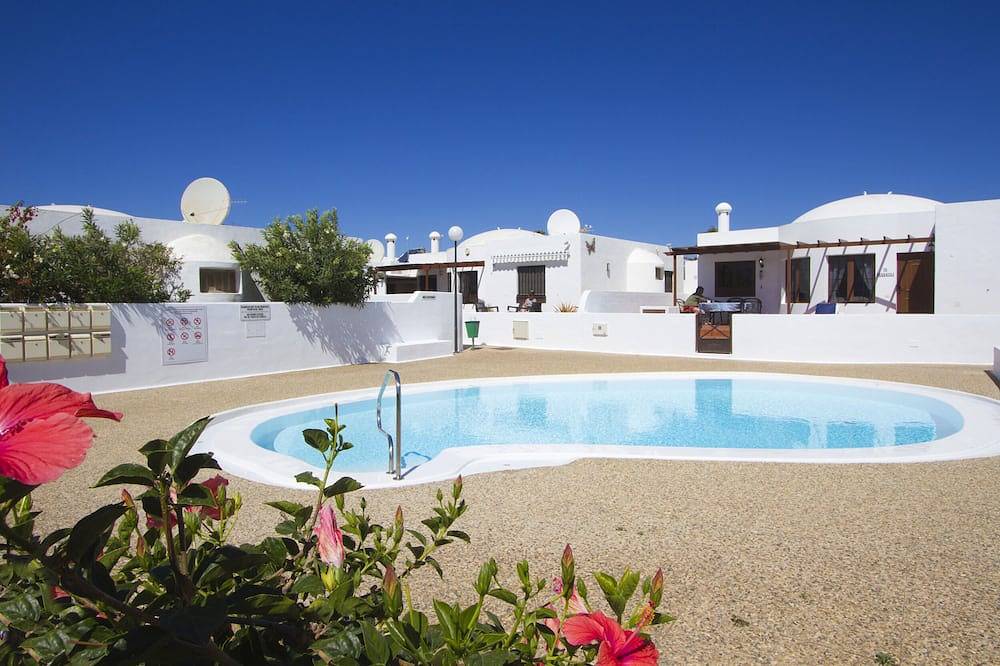 La villa se encuentra magníficamente en un complejo pequeño in Puerto del Carmen, Tías