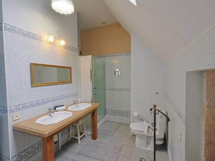 Location de vacances pour 2 personnes, avec vue et jardin à Boyer - 4