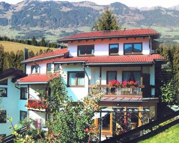 Hütte für 2 Personen, mit Terrasse und Ausblick in Bad Hindelang