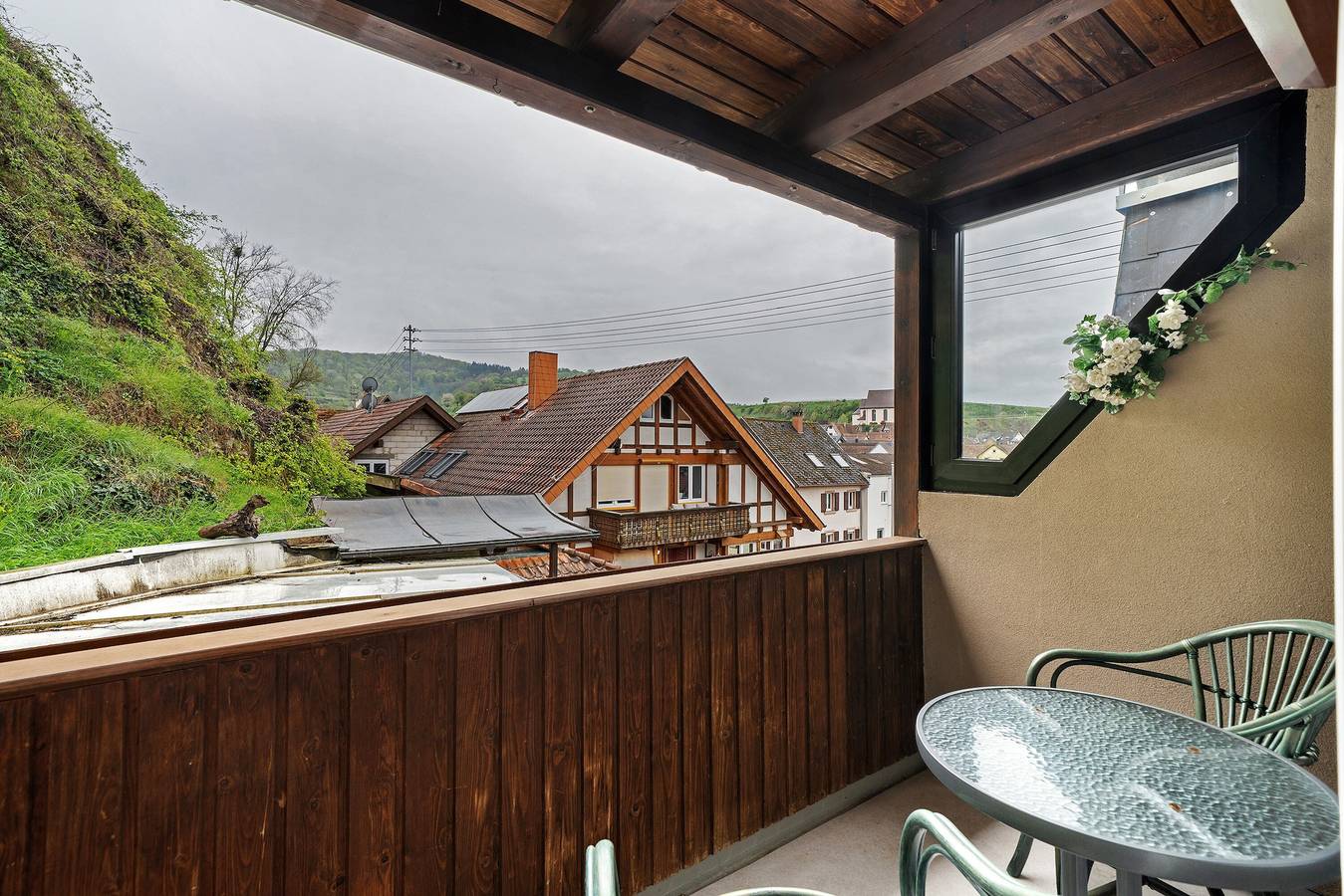 Ganze Wohnung, Ferienwohnung 'Maisonette' mit gemeinsamer Terrasse, Balkon und Wi-Fi in Endingen, Kaiserstuhl
