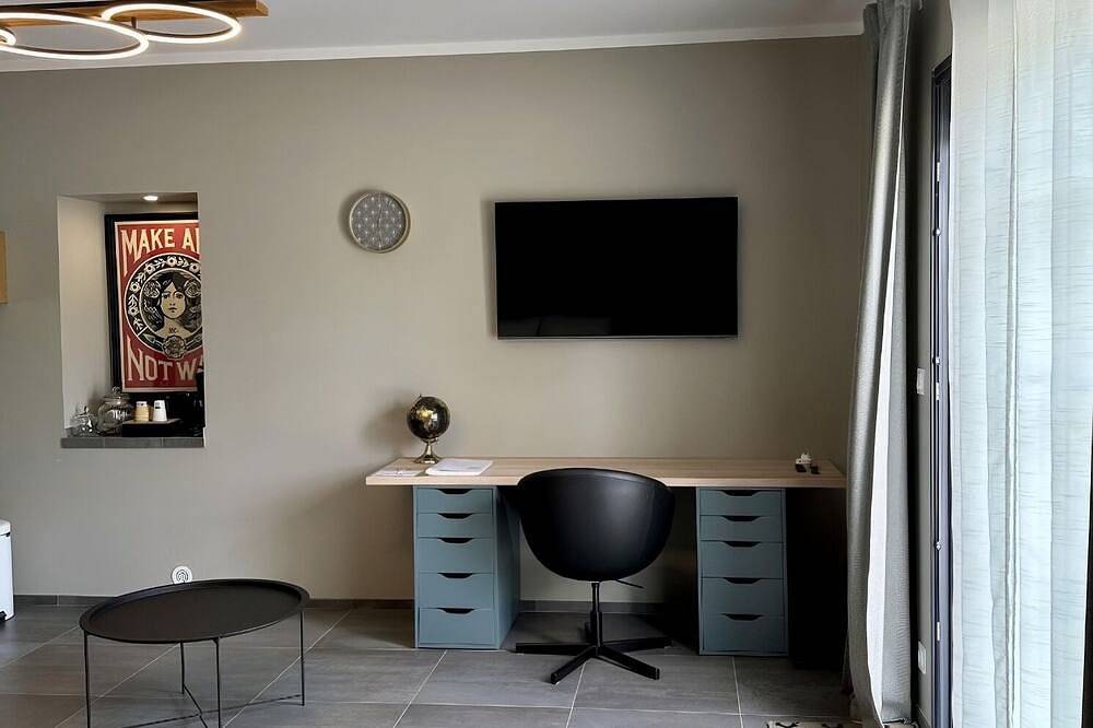 Ganze Wohnung, Sablet : Exceptional room in a quiet, hotel-like setting in Sablet, Vaucluse