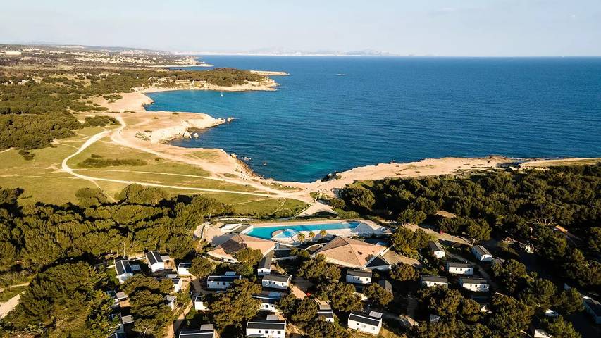 Mobil home pour 4 personnes, avec Terrasse et Piscine à Martigues