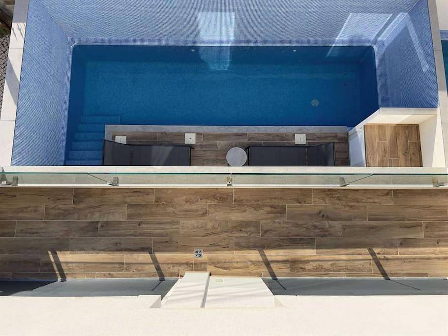 Three-Bedroom Villa in Moncarapacho e Fuseta, Ria Formosa