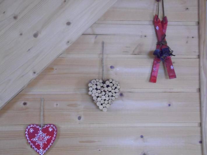 Location de vacances pour 6 personnes, avec vue et jardin, adapté aux familles à Saint-Genès-Champespe - 3