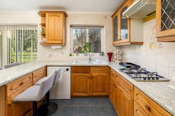 Glamping for 6 People in Watford, Hertfordshire, Photo 1