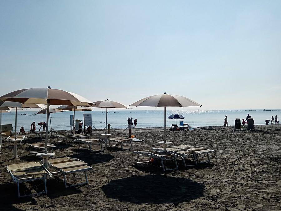 Camping Village Adriano Family - Albergue 4 personas - Alojamiento Superior in Punta Marina, Provincia de Ravenna