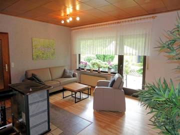 Ferienhaus für 4 Personen, mit Seeblick und Garten sowie Terrasse, mit Haustier in Rheinland-Pfalz