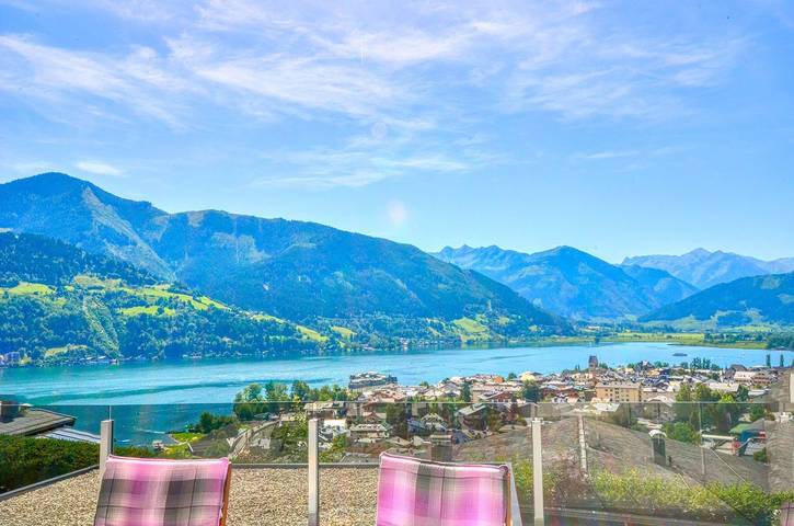 Ferienwohnung für 10 Personen, mit Balkon und Terrasse sowie Sauna und Seeblick in Zell am See