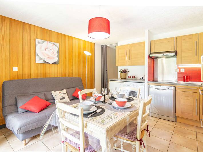 Appartement de vacances pour 4 personnes, avec jardin à Saint-Lary