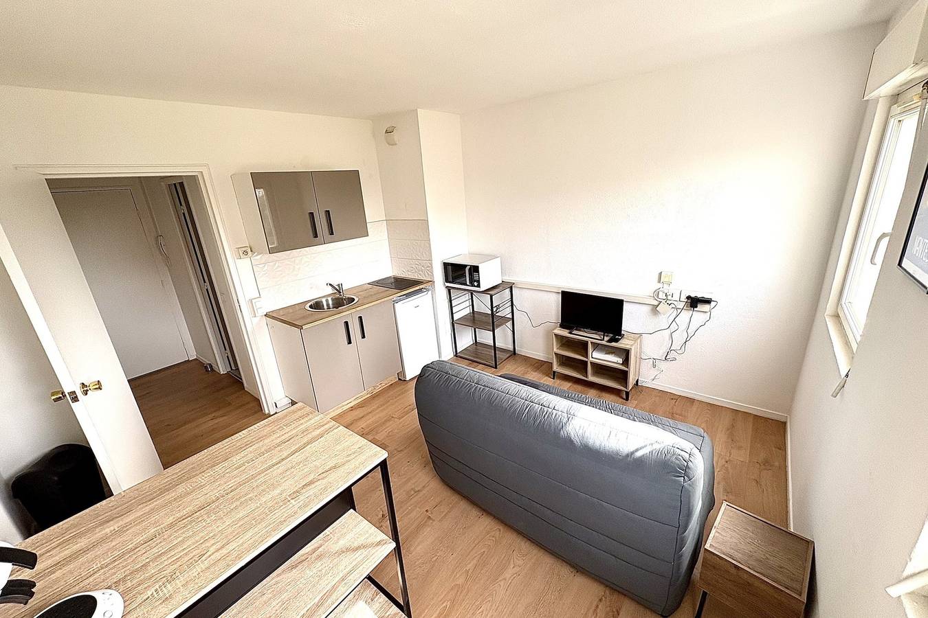 Studio entier, Studio Lumineux avec Vue au Cœur de Nantes in Nantes, Région de Nantes