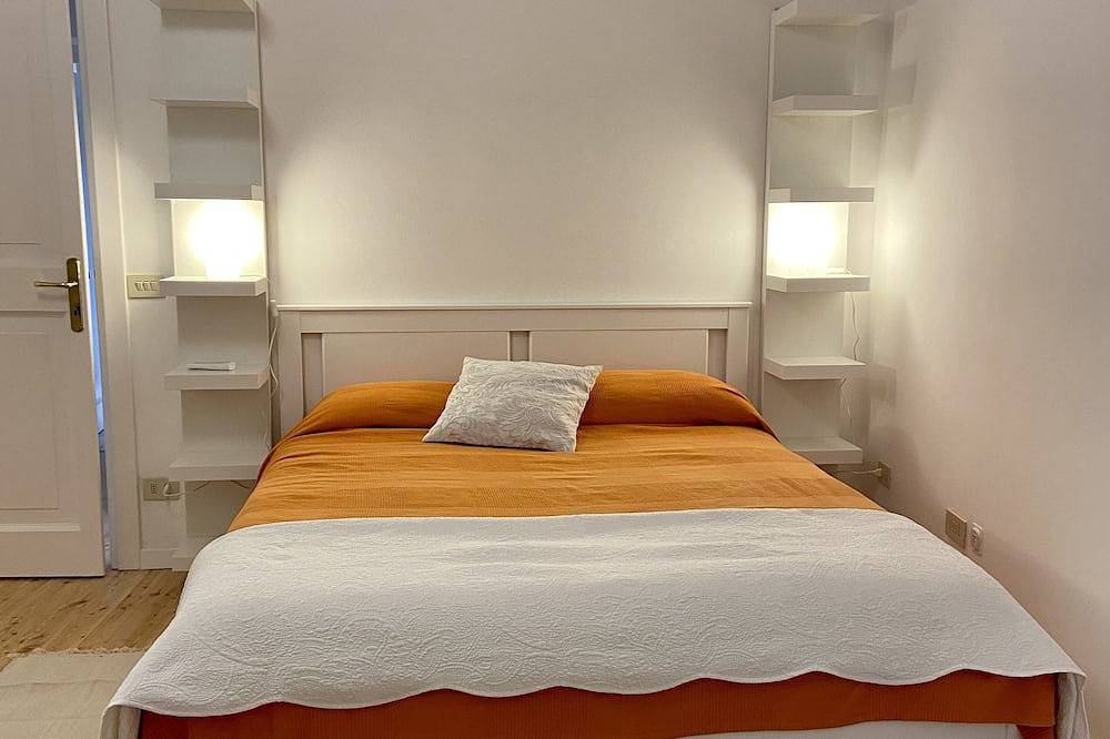Apartamento entero, Cozy apartment with patio, Villa Belvedere, Vatican, wi-fi in Roma, Provincia de Roma