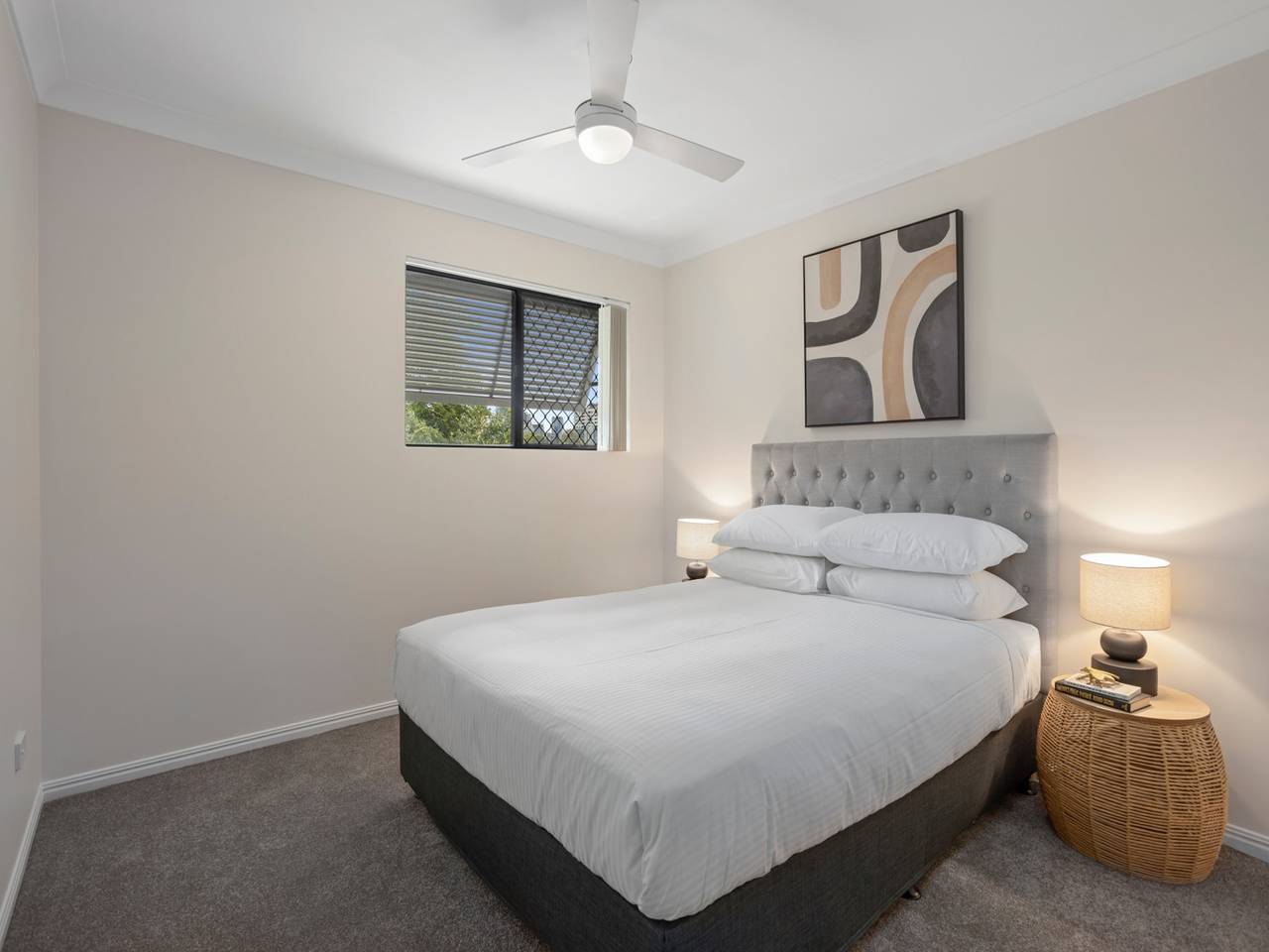 Entire apartment, Comfy 2-Bedroom Family Apartment with Free Parking in East Brisbane, Brisbane
