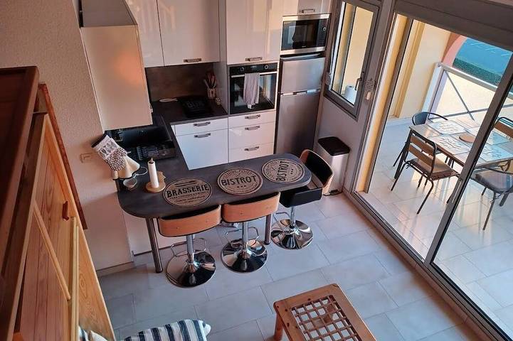 Appartement de vacances pour 4 personnes, avec terrasse et piscine