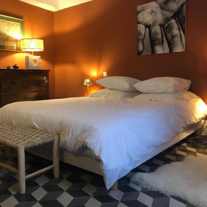 Location de vacances pour 2 personnes, avec terrasse et jardin à Aigne - 4