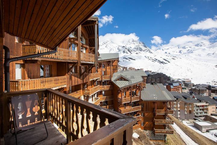 Ferieleilighet for 4 personer, med Balkong og Badebasseng i tillegg til Sauna i Val Thorens