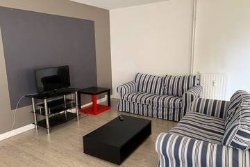 Gîte pour 5 personnes, avec terrasse à Cergy
