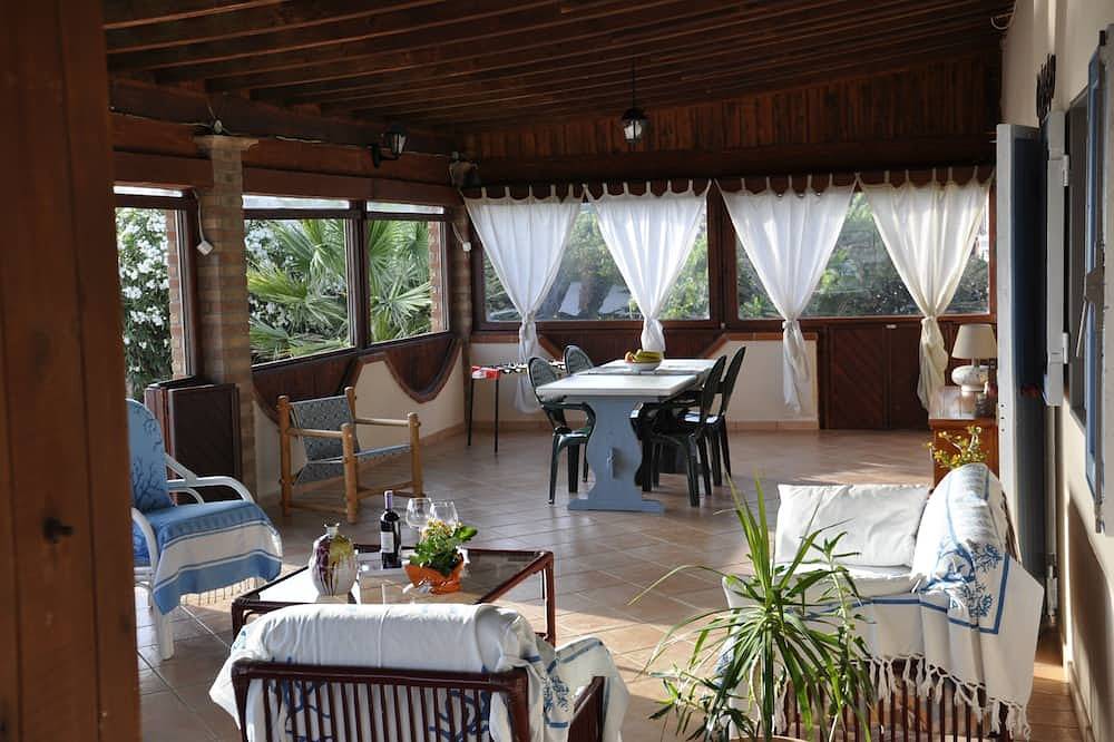 Panoramic villa with swimming pool, facing the sea in Arbus (Municipality), Campidano di Terralba