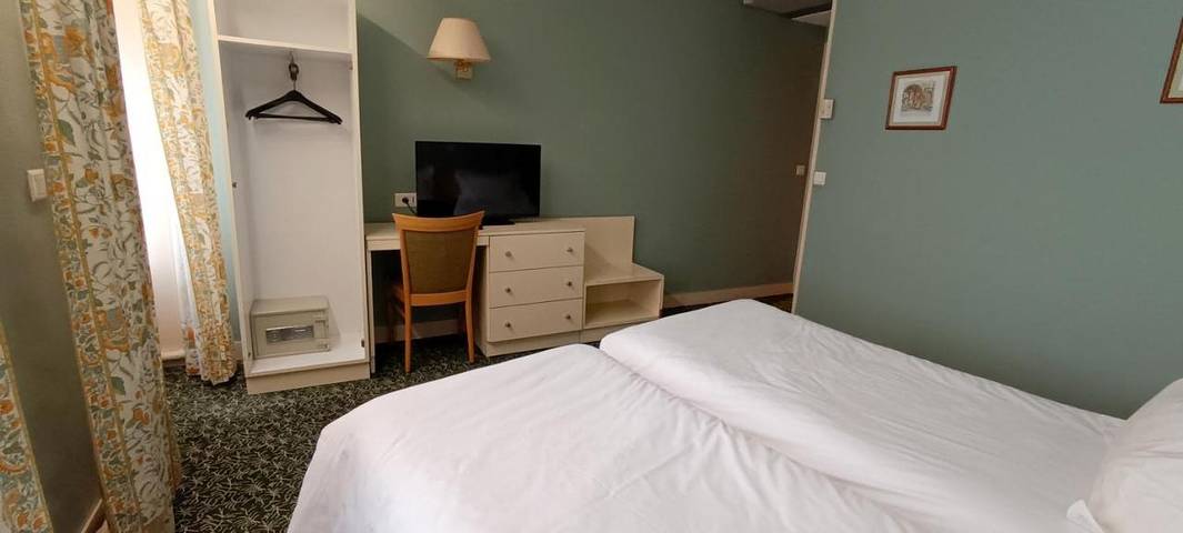 Hôtel pour 2 personnes dans Gare Saint Lazare - 3