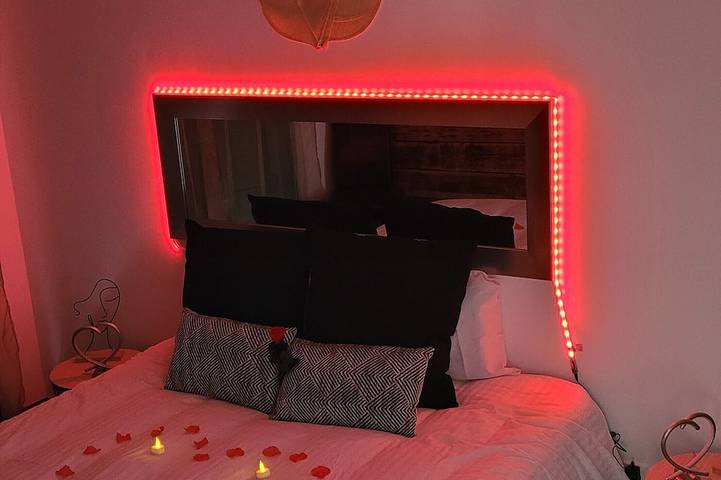 Gîte pour 2 personnes, avec balcon et jacuzzi à Bézenac - 2