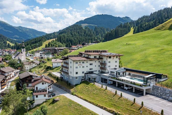 Hôtel pour 3 personnes, avec Balcon ainsi que Terrasse et Sauna dans Auffach