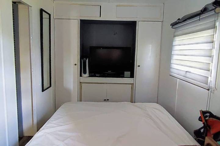 Camping für 4 Personen, mit Pool und Terrasse sowie Garten in Frejus - 2