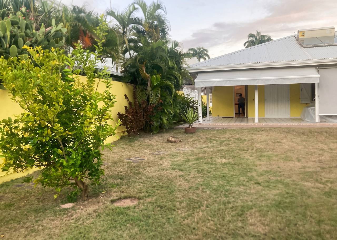 Maison familiale à Le Diamant, 75 m², Jardin in Le Diamant, Martinique