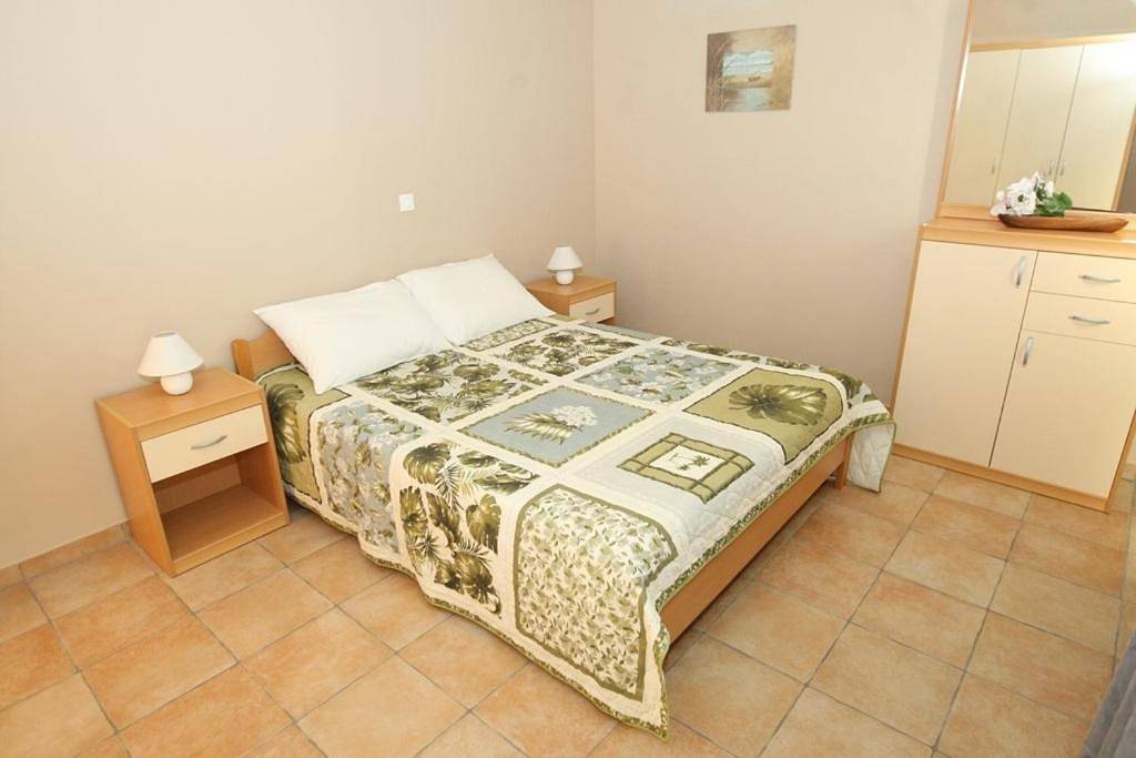 Ganze Wohnung, Utković Beachfront Apartments in Mulo, Vrsi
