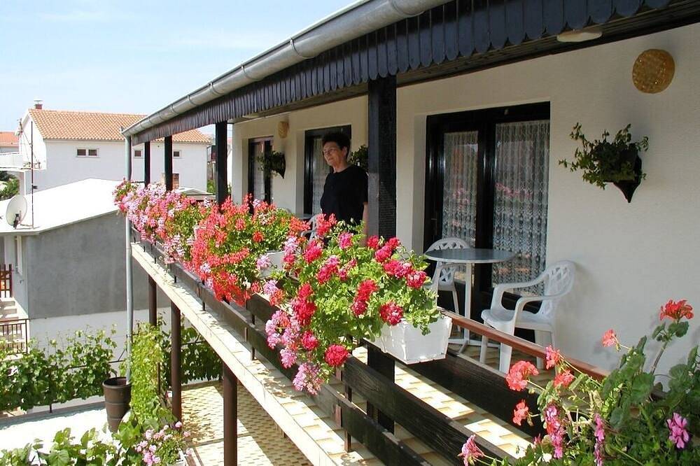 Room in Vodice with Balcony, Air condition, Wifi (4826-5) in Vodice, Šibenik-Knin