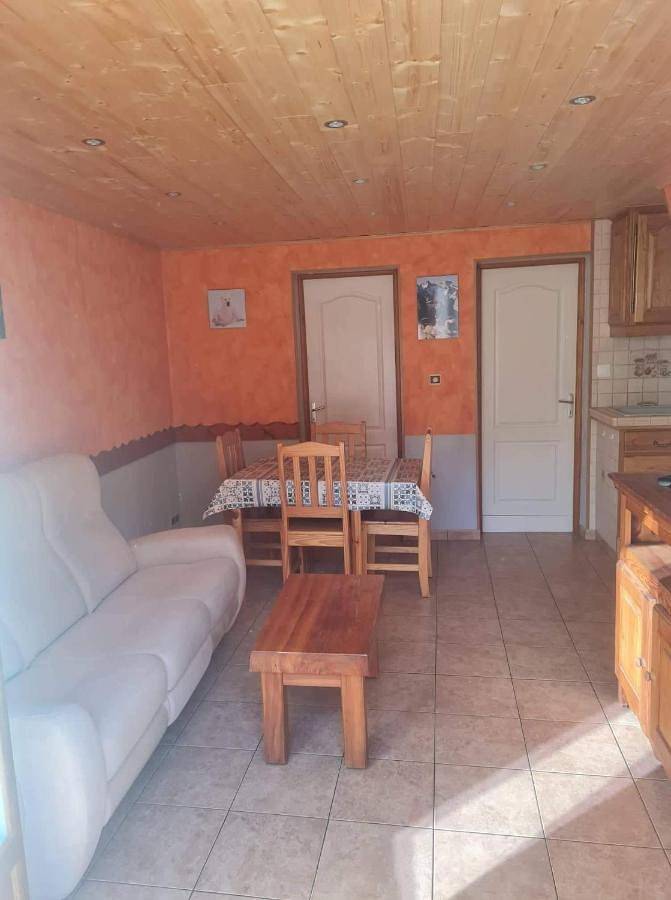 Appartement entier, Two-Bedroom Apartment in Villar-Saint-Pancrace, Région de Briançon