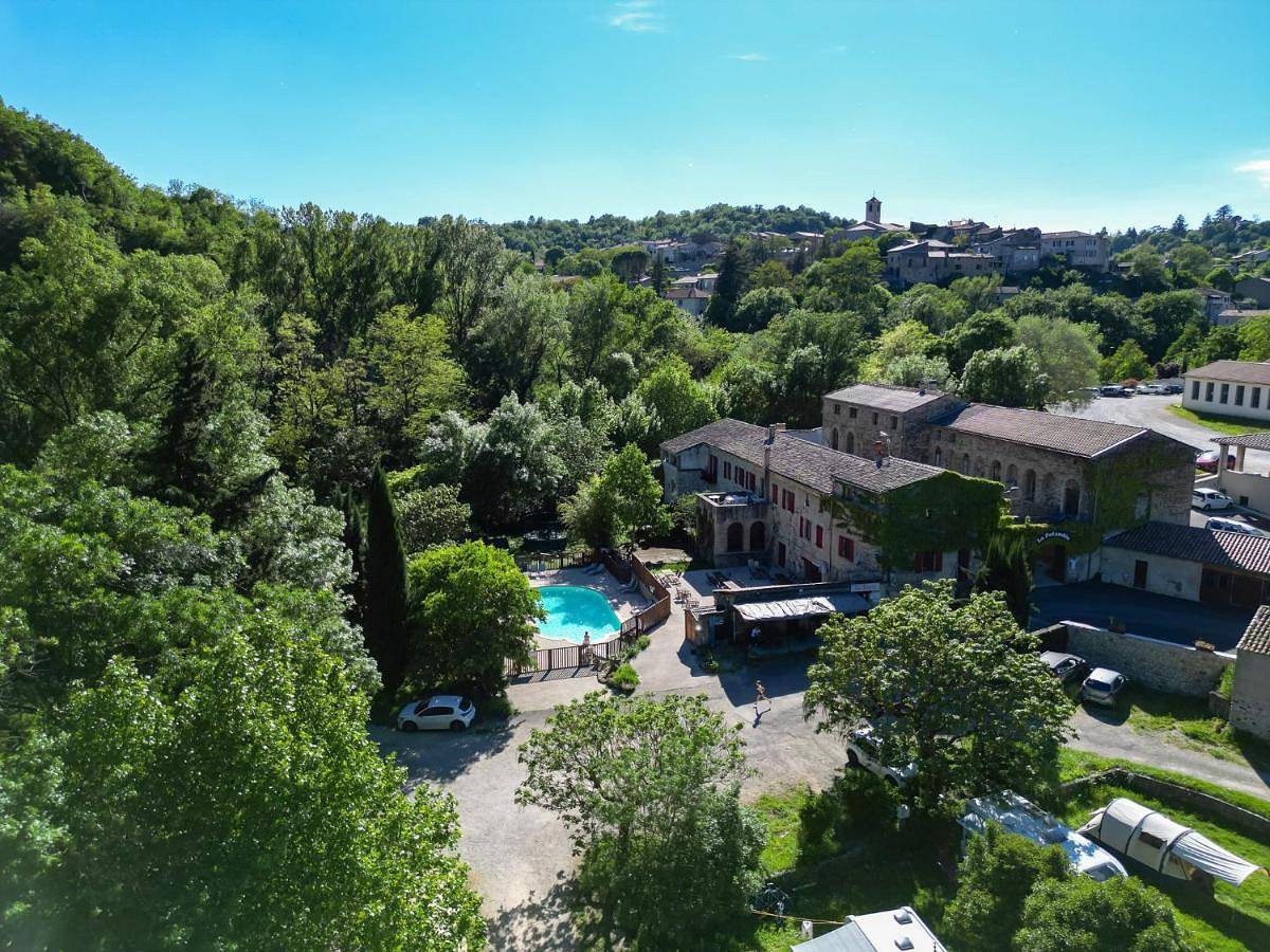Le Moulin D'onclaire Camping et chambres d'hôtes in Coux, Parc naturel régional des Monts d'Ardèche