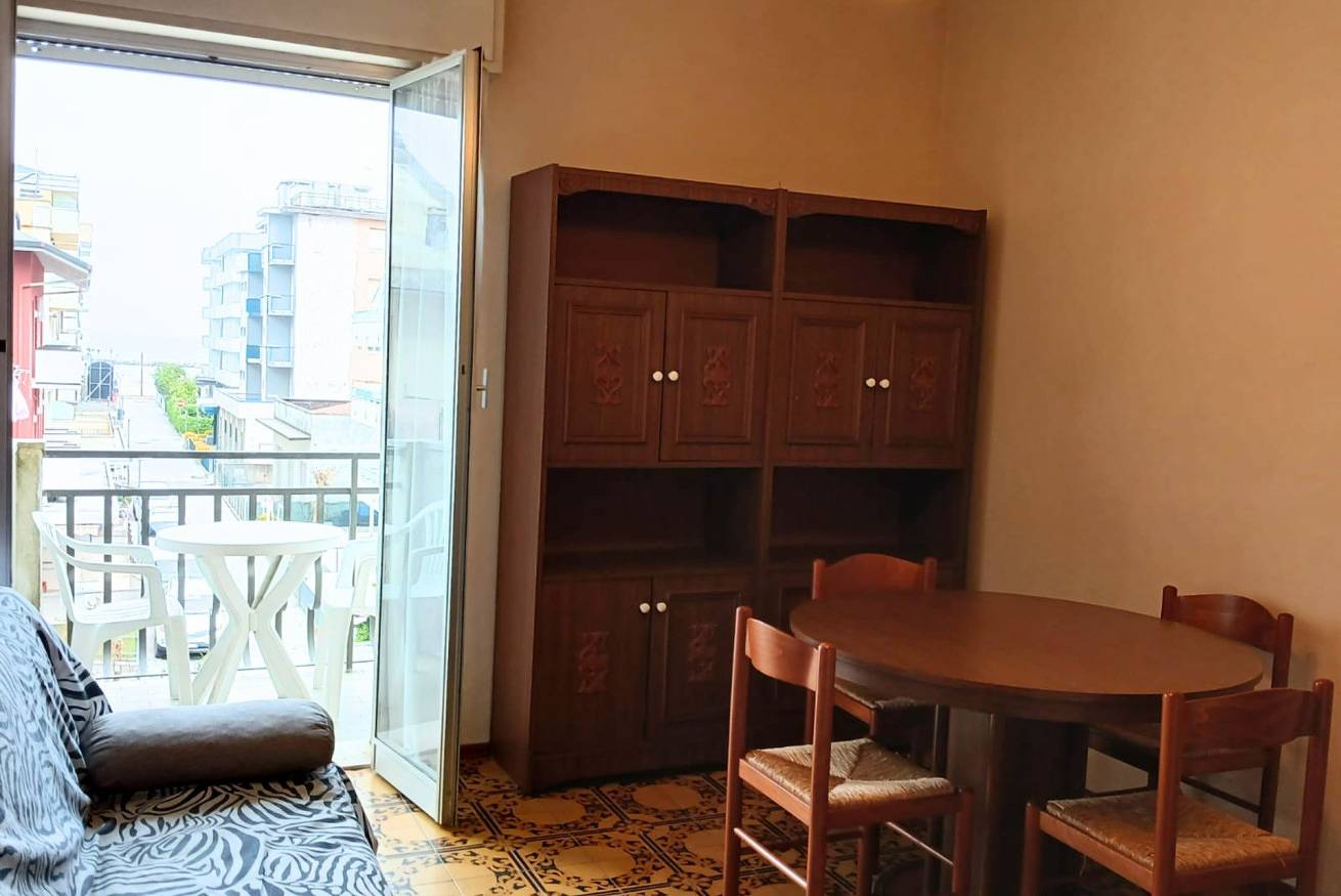 Apartamento entero, Rg011 – Bellaria, bright one-bedroom seafront 100 meters from the sea in Igea Marina, Bellaria-Igea Marina
