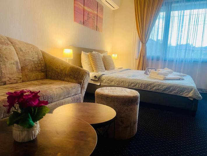 Maison de vacances pour 2 personnes, avec Balcon et Jacuzzi ainsi que Terrasse et Jardin dans Garmen