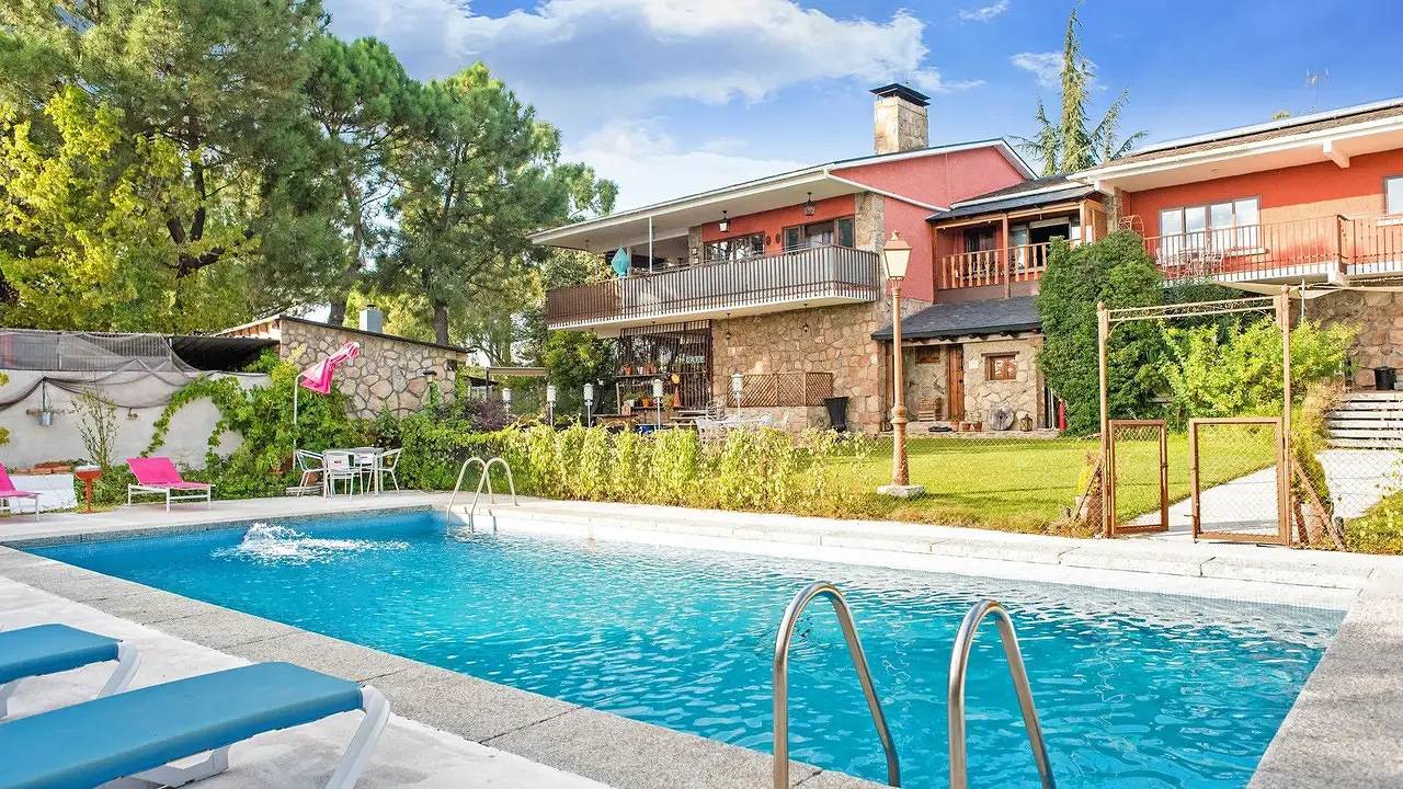 Casa de vacaciones para 9 personas con jacuzzi in Galapagar, Provincia de Madrid
