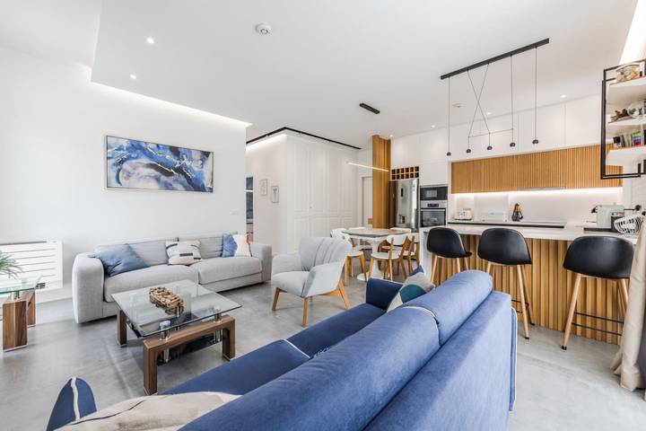 Gîte pour 7 personnes, avec balcon à Himarë - 4