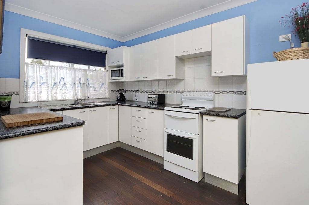 Holiday Home for 8 People in Hat Head, New South Wales