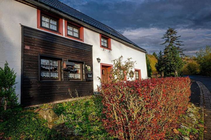Ferienwohnung für 5 Personen, mit Garten