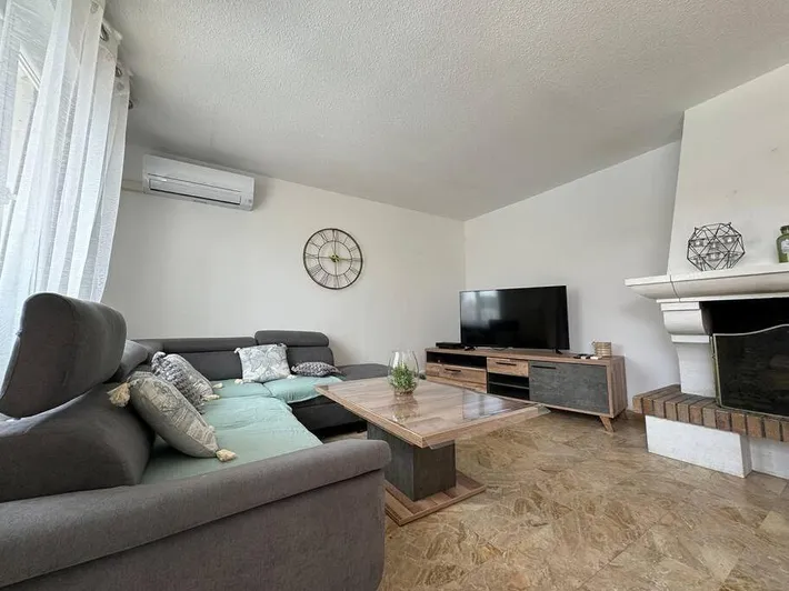 Casa de vacaciones para 6 personas, con terraza y piscina - 1