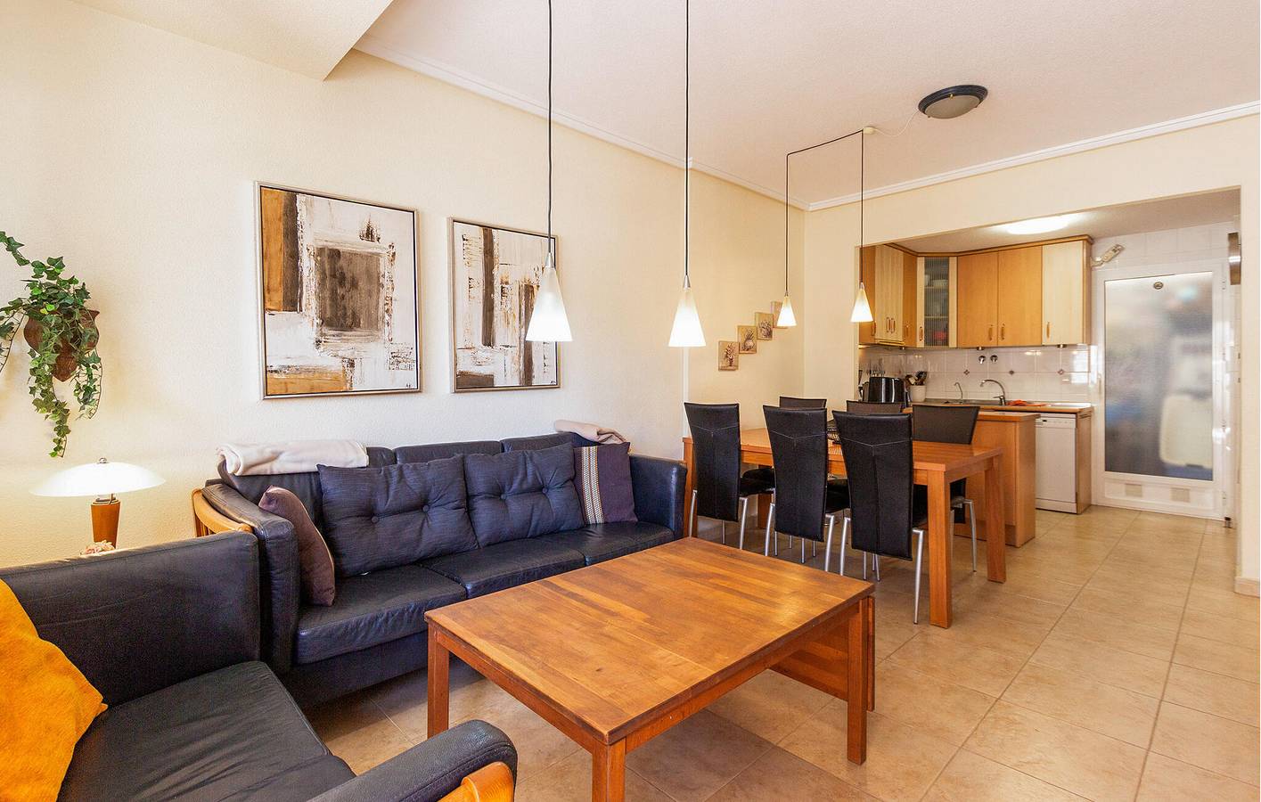 Appartement moderne au bord de la mer avec piscine et terrasse in Las Calas, Torrevieja