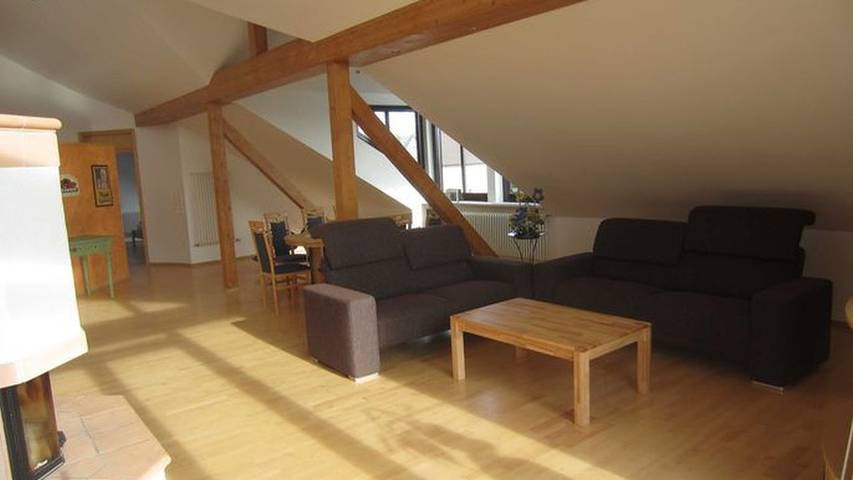 Ferienwohnung für 4 Personen, mit Balkon und Ausblick, kinderfreundlich in Gräfenberg