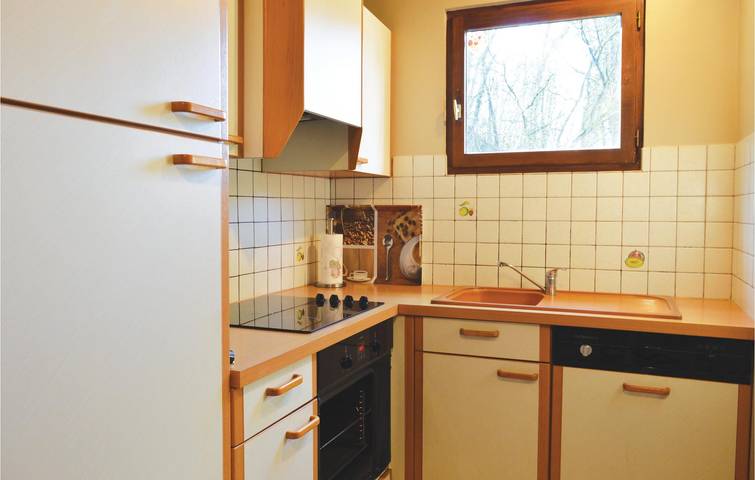 Acogedor refugio junto al río con WiFi y aparcamiento, Romery in Wiège-Faty, Aisne
