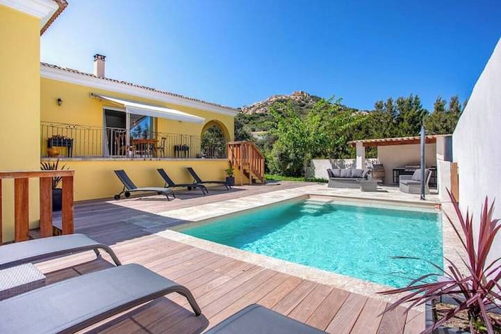 Maison de vacances pour 6 personnes, avec piscine à Calvi