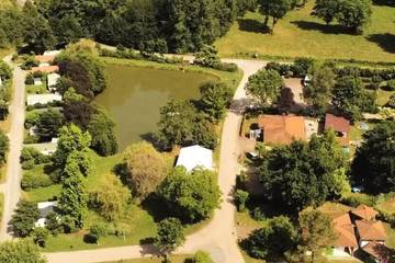Camping pour 6 Personnes dans Thiviers, Périgord Vert, Photo 1
