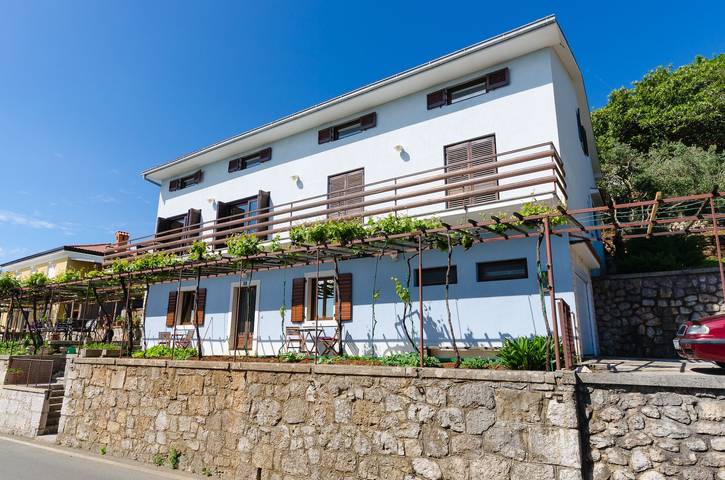Ferienwohnung für 6 Personen, mit Garten und Terrasse, mit Haustier in Lovran