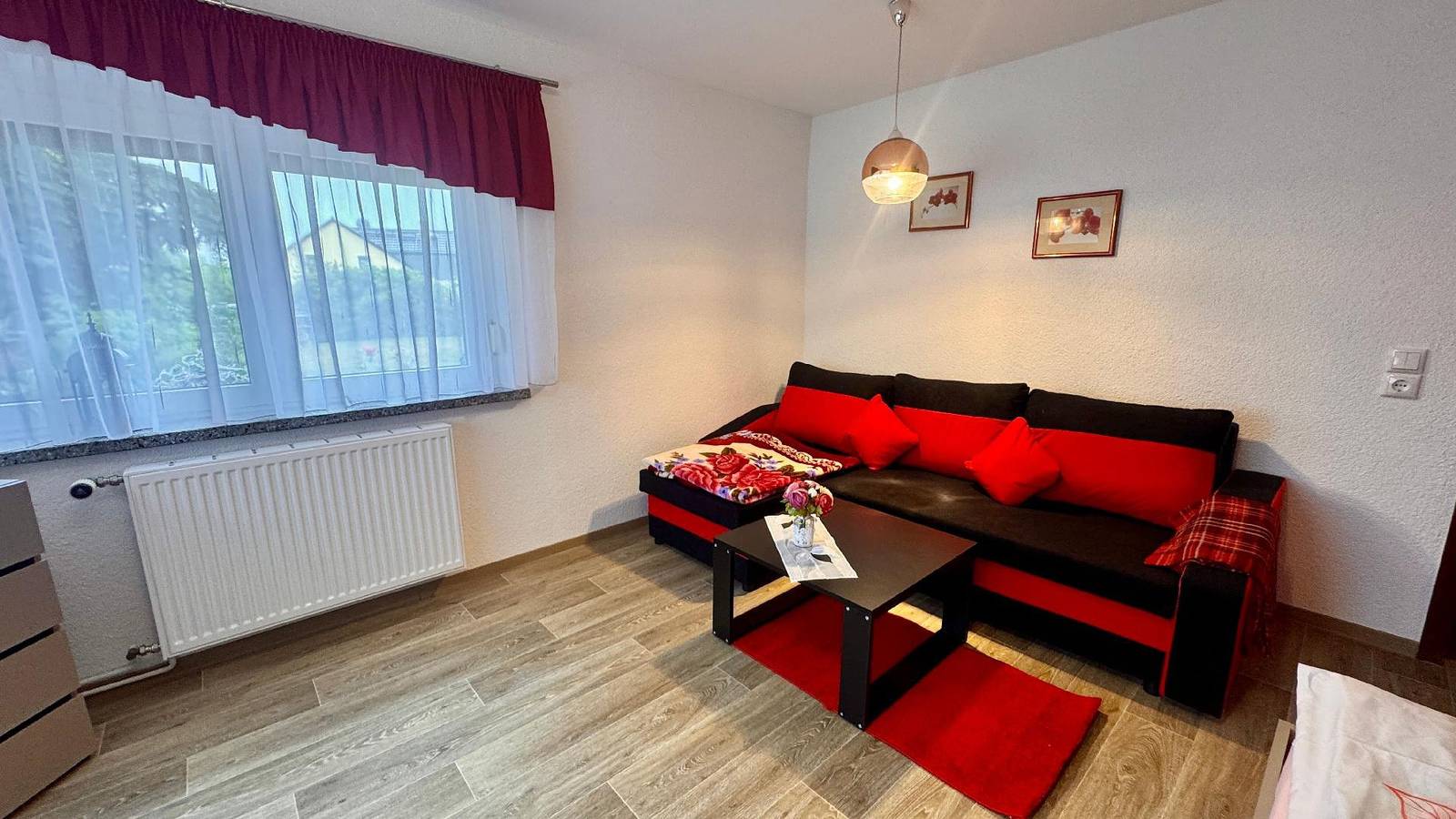 Ganze Ferienwohnung, Schöne Fewo in ruhiger Lage, mit großem Garten in Neustadt in Sachsen, Elbsandsteingebirge