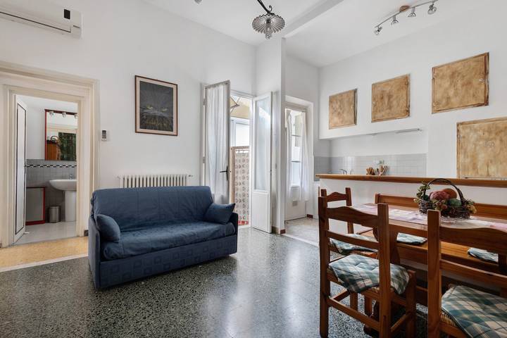 Hel lejlighed, Apartment 'Casa Glad' with Balcony and Air Conditioning in Viareggio, Den Italienske Riviera